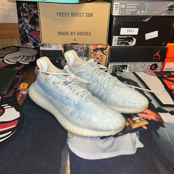 Yeezy Mono Ice 13m - Picture 1 of 8